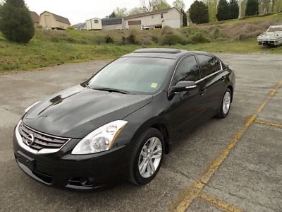 2012 Nissan Altima  3.5 SR