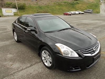 2012 Nissan Altima  3.5 SR