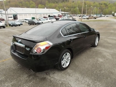2012 Nissan Altima  3.5 SR