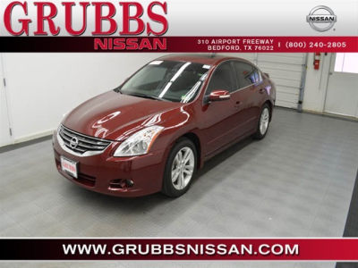 2012 Nissan Altima  3.5 SR