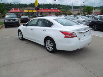 2013 Nissan Altima  2.5 S