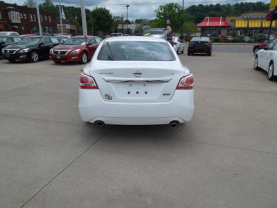 2013 Nissan Altima  2.5 S