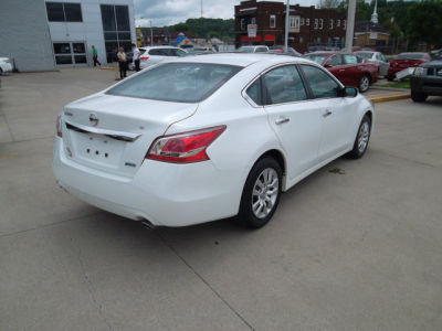 2013 Nissan Altima  2.5 S