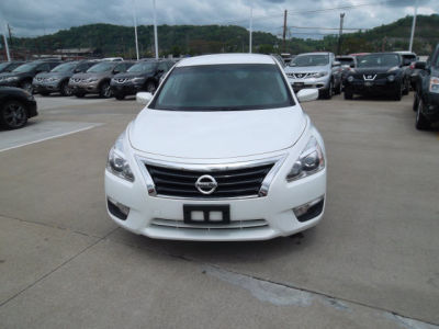 2013 Nissan Altima  2.5 S