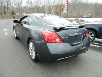 2011 Nissan Altima 3.5 SR
