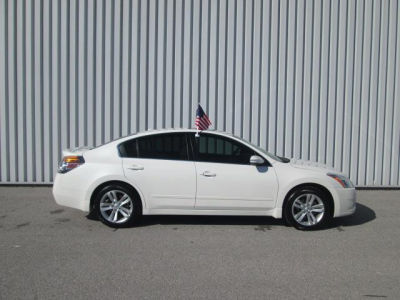 2012 Nissan Altima  3.5 SR
