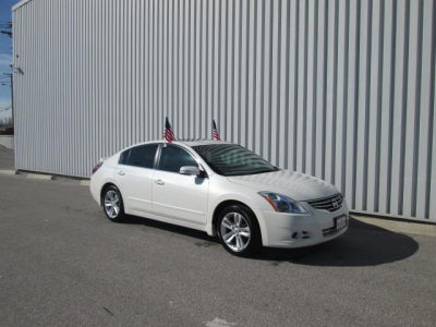 2012 Nissan Altima  3.5 SR
