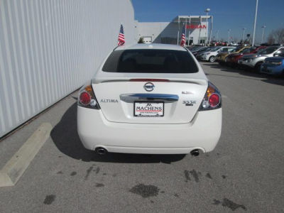 2012 Nissan Altima  3.5 SR
