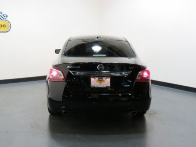 2013 Nissan Altima  SV