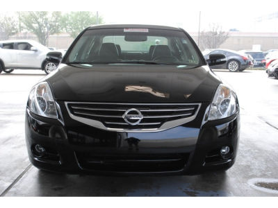 2012 Nissan Altima  3.5 SR