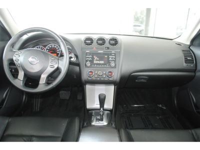 2012 Nissan Altima  3.5 SR