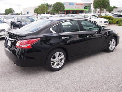 2013 Nissan Altima  2.5 SV