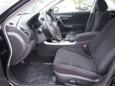 2013 Nissan Altima  2.5 SV