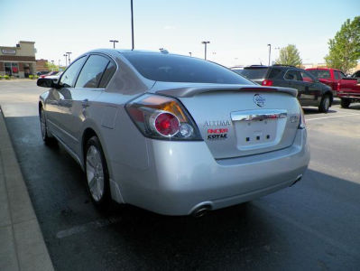 2012 Nissan Altima  3.5 SR
