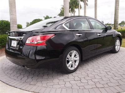 2013 Nissan Altima  2.5 SV