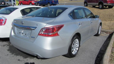 2013 Nissan Altima  2.5 S