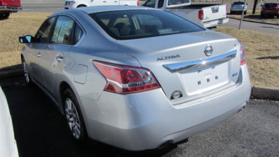2013 Nissan Altima  2.5 S