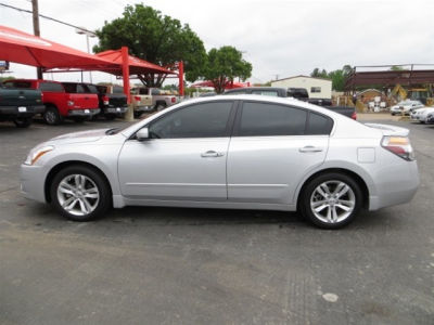 2012 Nissan Altima  3.5 SR