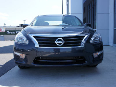 2013 Nissan Altima  2.5 SV
