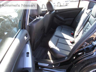 2011 Nissan Altima  3.5 SR