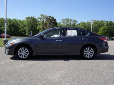2013 Nissan Altima  2.5 S