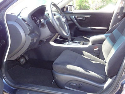 2013 Nissan Altima  2.5 S