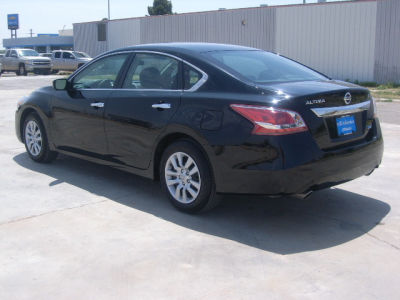 2013 Nissan Altima  2.5