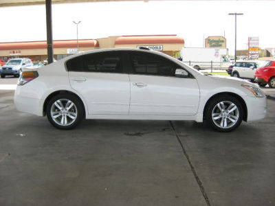 2011 Nissan Altima 3.5 SR