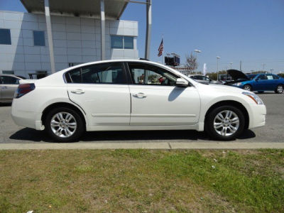 2010 Nissan Altima  2.5 SL