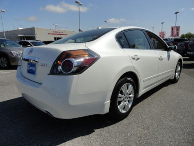 2010 Nissan Altima  2.5 S