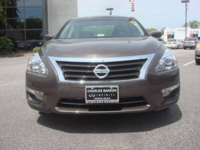 2013 Nissan Altima  2.5 SV