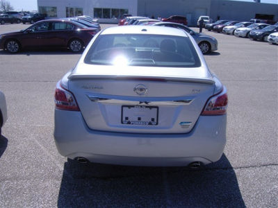 2013 Nissan Altima  2.5