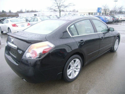 2012 Nissan Altima  3.5 SR