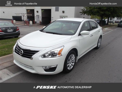 2013 Nissan Altima  2.5 S