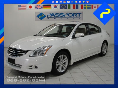2012 Nissan Altima  3.5 SR