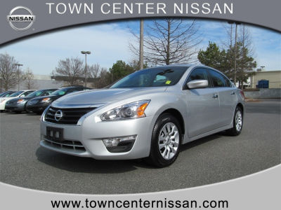 2013 Nissan Altima  S