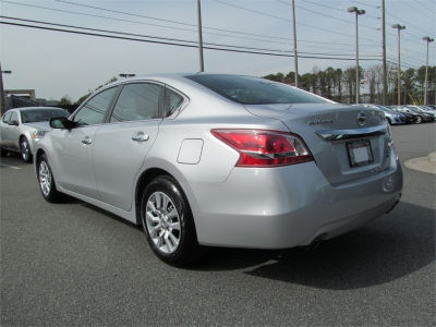 2013 Nissan Altima  S