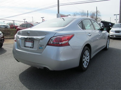2013 Nissan Altima  S