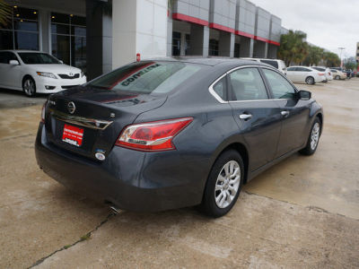 2013 Nissan Altima  2.5 S