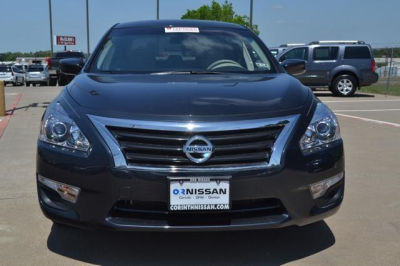 2013 Nissan Altima  2.5 S