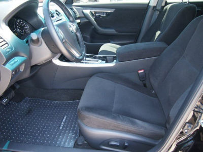 2013 Nissan Altima  2.5 SV