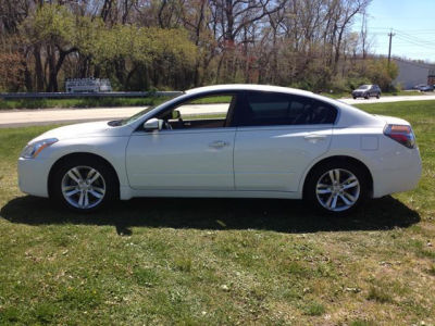 2012 Nissan Altima  3.5 SR
