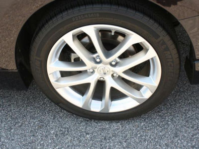 2011 Nissan Altima  3.5 SR