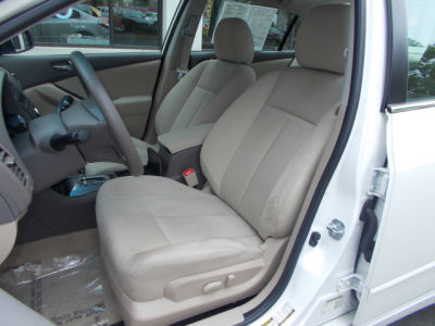 2011 Nissan Altima  3.5 SR