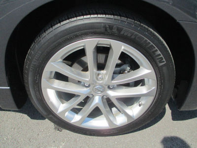 2011 Nissan Altima  3.5 SR