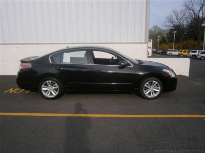 2012 Nissan Altima  3.5 SR