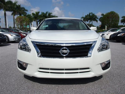 2013 Nissan Altima  2.5 SV