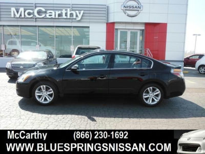 2011 Nissan Altima  3.5 SR