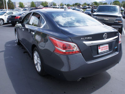 2013 Nissan Altima  2.5 SV