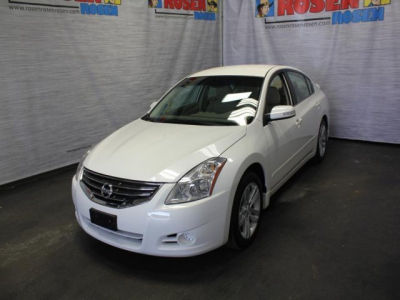 2012 Nissan Altima  3.5 SR